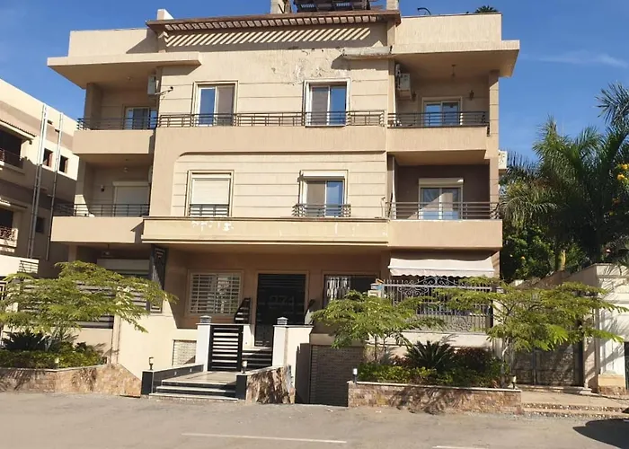 Charming 3 Bedrooms Duplex With Private Entrance In New Cairo