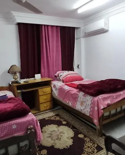 بيت بسيط كامل ومجهز قريب من النيل ومحطة مترو المعادي Kairo