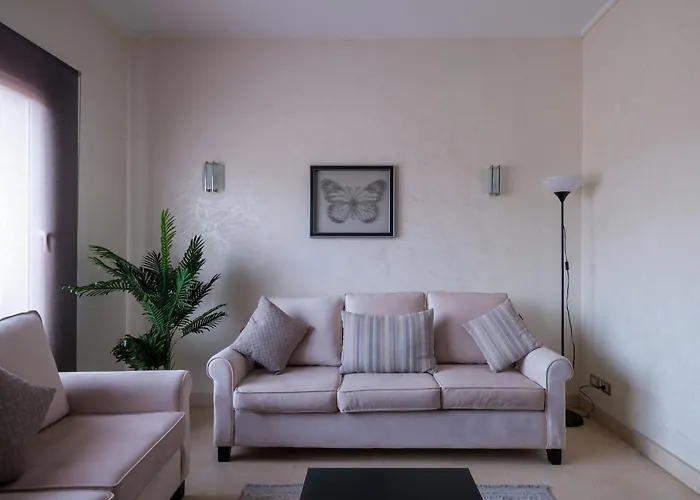 Cozy One Bedroom Near Auc El El Cairo