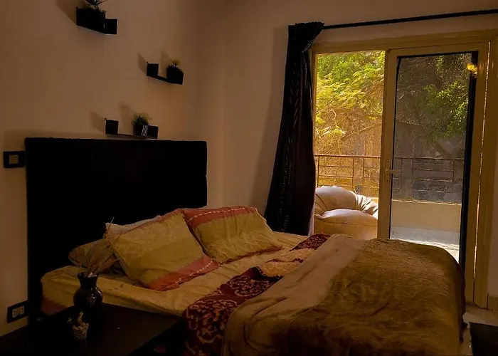 Room In A Villa & Quiet Street And Green View & Close To All Fancy Restaurants El El Cairo admite animales