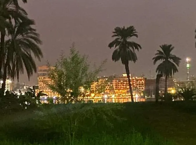 Isis Love Vila Cairo