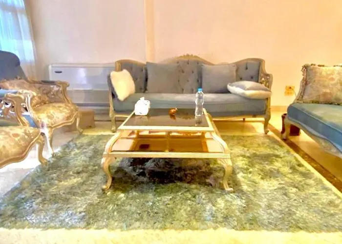 Haustierfreundliches Luxury Cairo Apartment - Zahraa