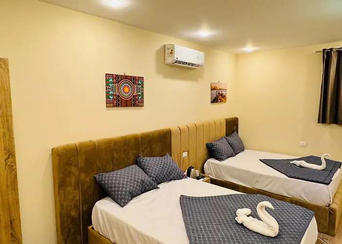 Boutique Sphinx Palace Pyramids View Inn Kafret el-Gabal